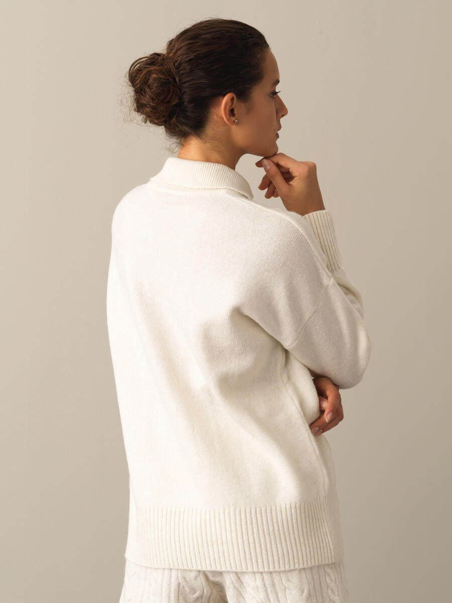 Open V-Neck Oversized Pocket Sweater - 4
