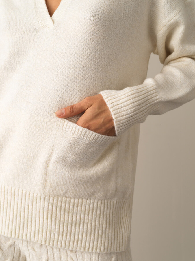 Open V-Neck Oversized Pocket Sweater - Xint