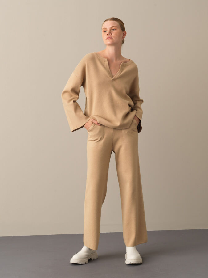 Open V-Neck Oversized Sweater - Xint