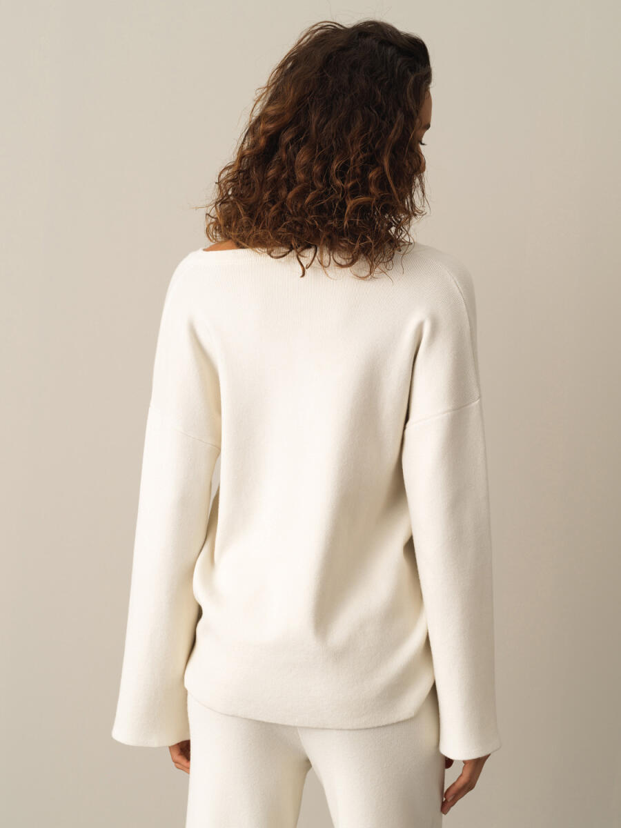 Open V-Neck Oversized Sweater - 5