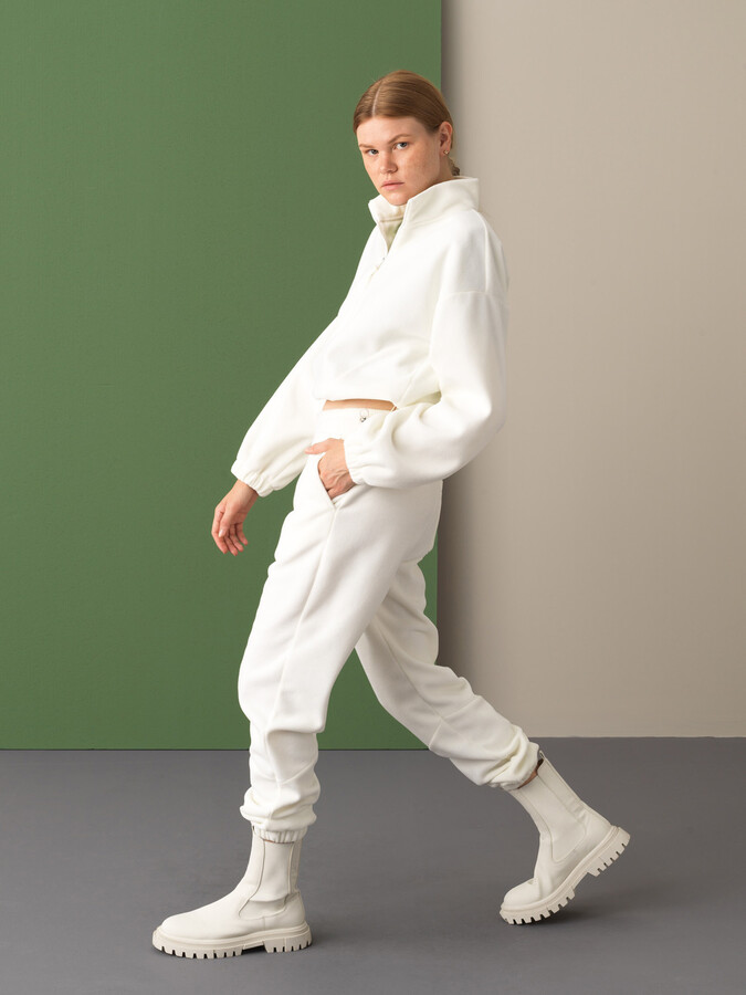 Oversized Cuffed Fleece Sweat Pants - Xint
