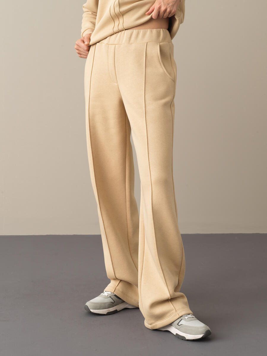 Regular Fit Wide Leg Sweat Pants