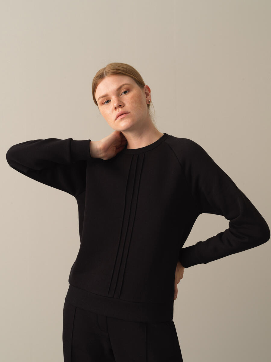 Cotton Regular Fit Raglan Sleeve Sweatshirt