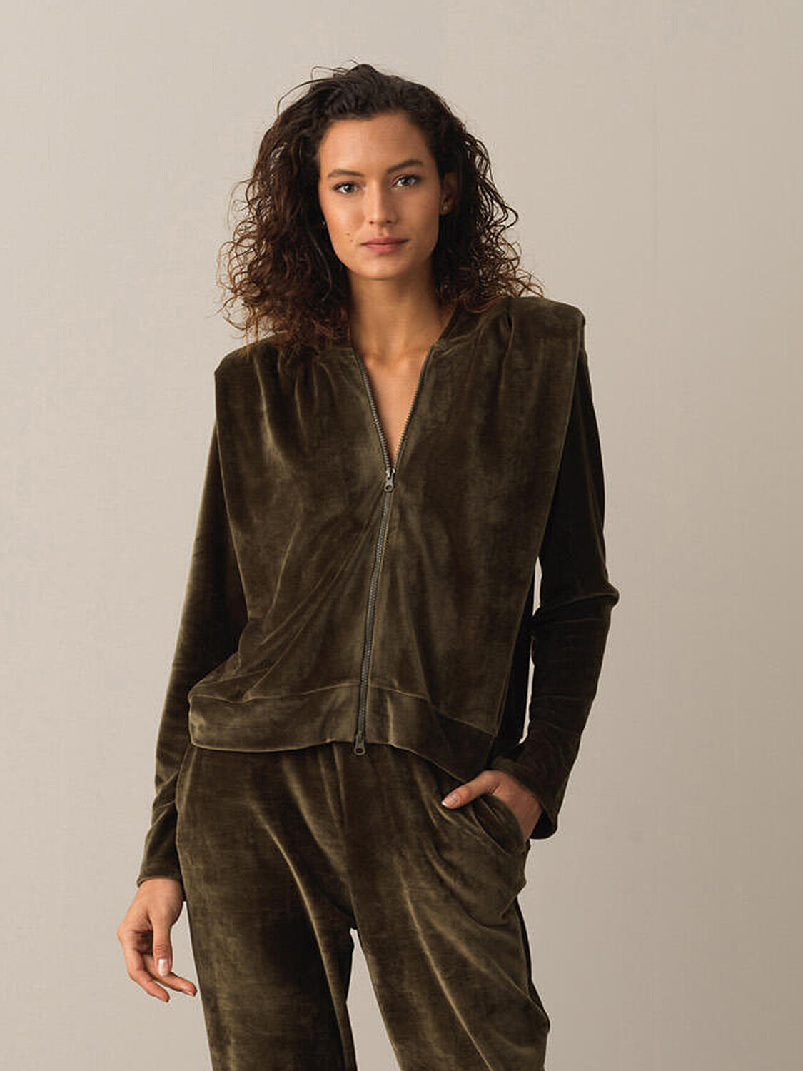 Regular Fit Shoulder-Padded Velvet Sweat Jacket - 1