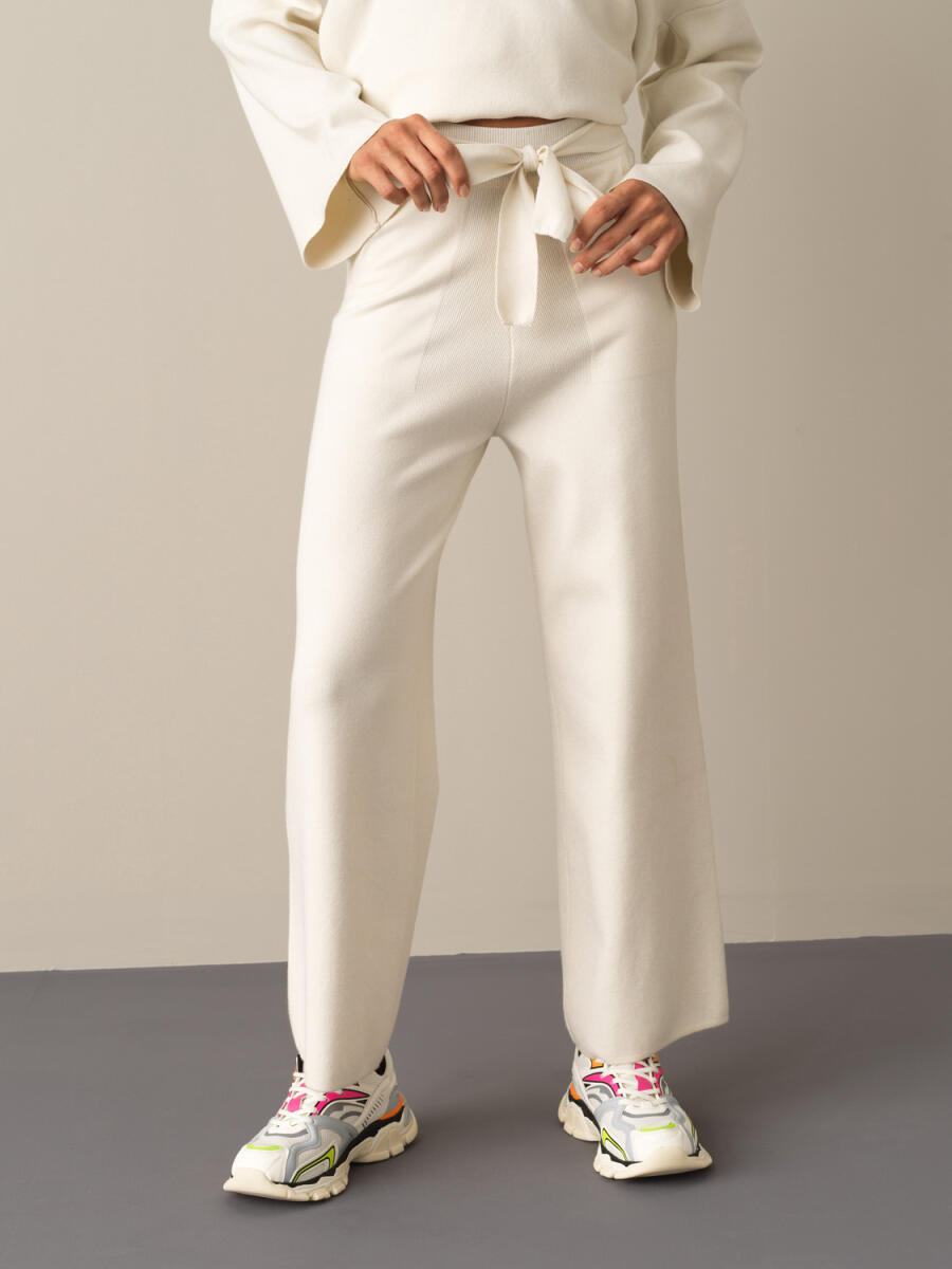 High Waist Regular Fit Knitted Pants - 2