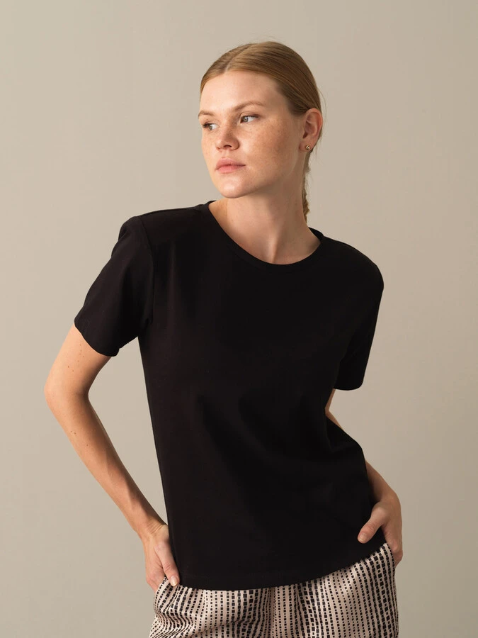 100% Cotton Regular Fit Shoulder-Padded T-Shirt - Xint