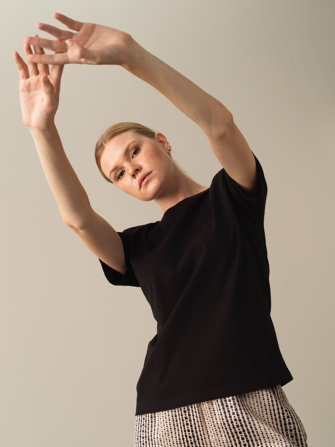 100% Cotton Regular Fit Shoulder-Padded T-Shirt - Xint