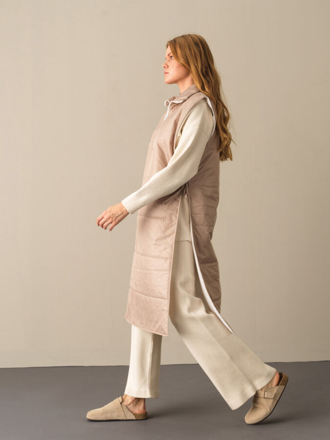 High Neck Regular Fit Vest - Xint