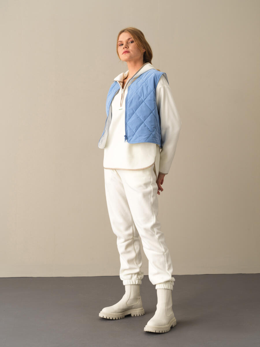 Zip-Up Regular Fit Quilted Vest - 3