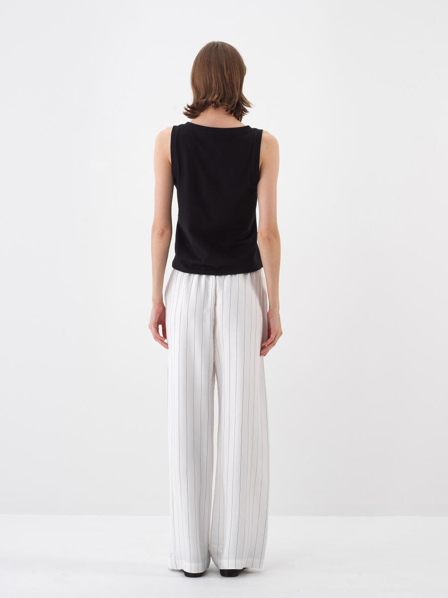 Black Regular Fit Cotton Undershirt - 5