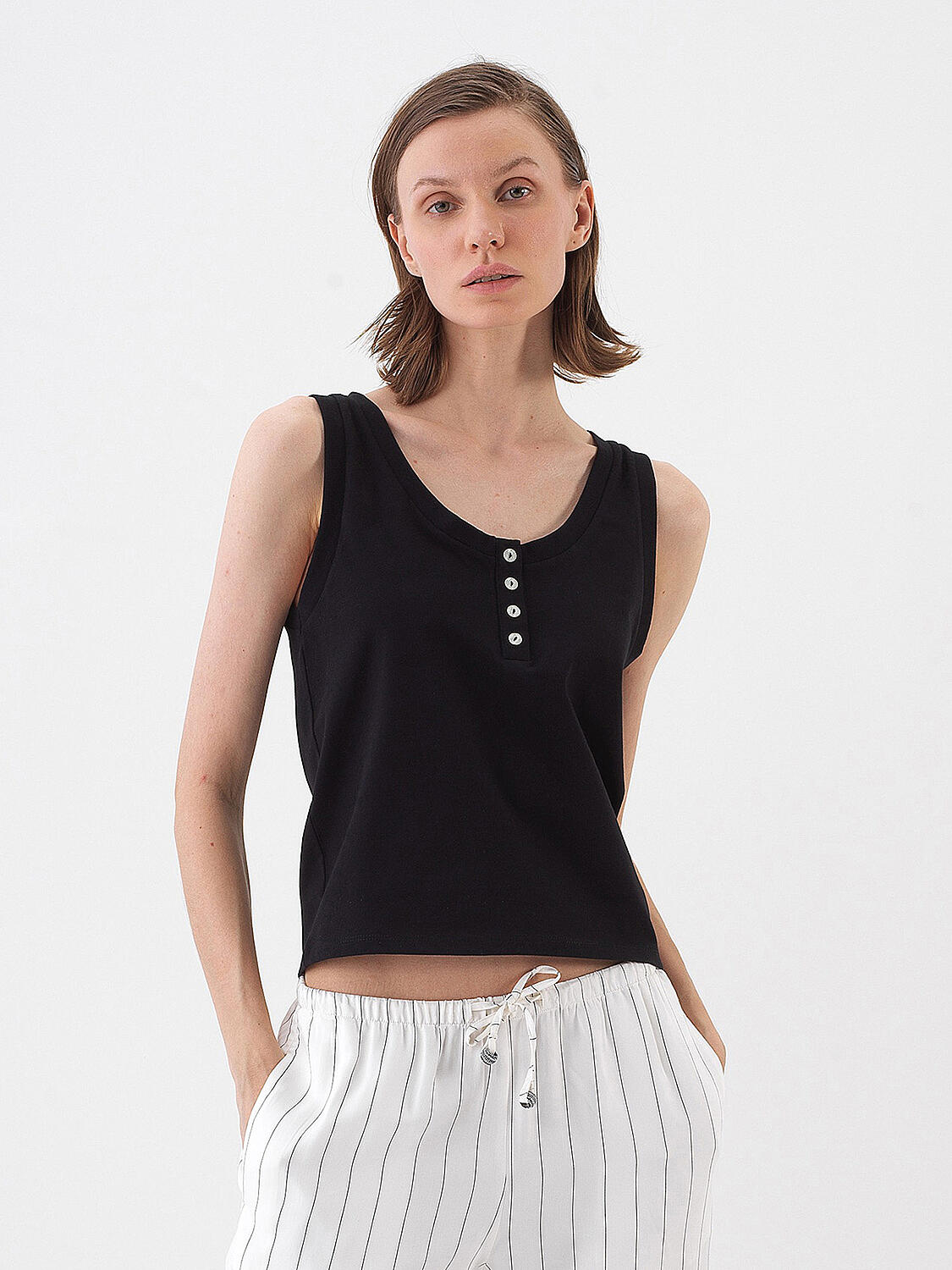 Black Regular Fit Cotton Undershirt - 1