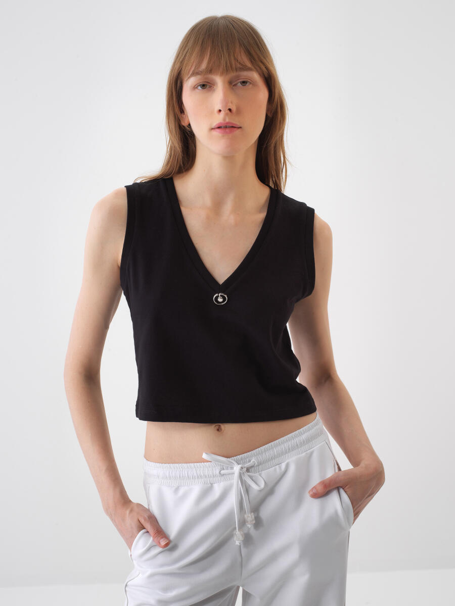 Black Slim Fit Cotton Undershirt - 1