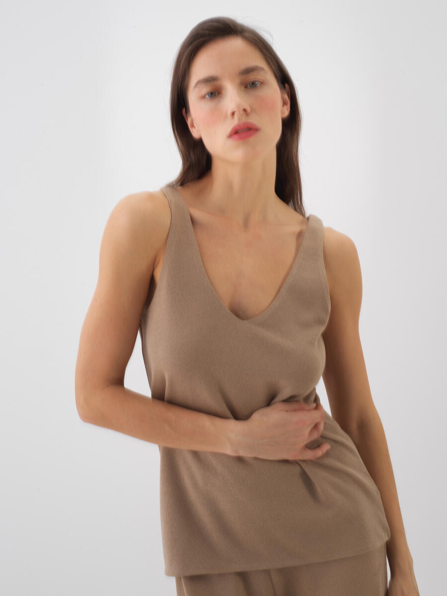 Camel Regular Fit Cotton Undershirt - 1