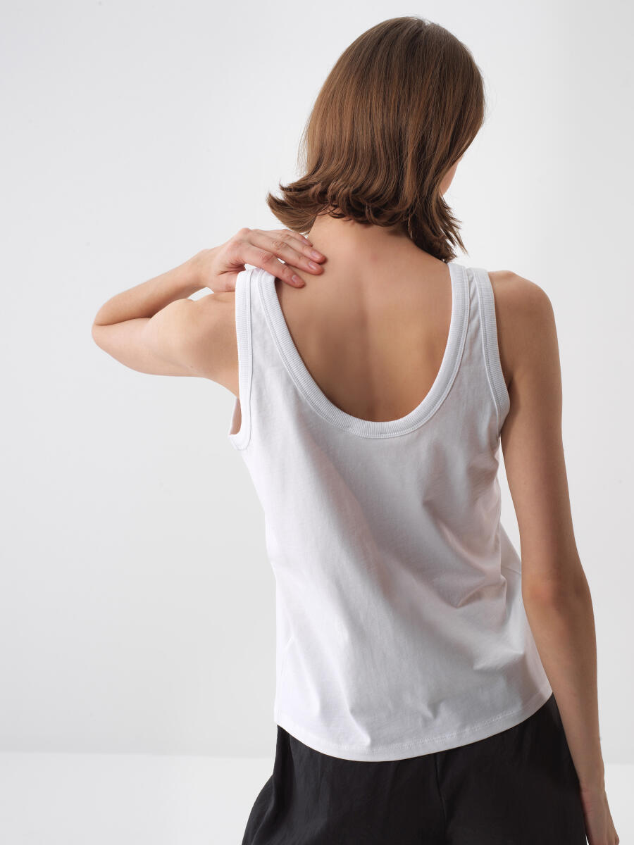 White Regular Fit Cotton Undershirt - 4