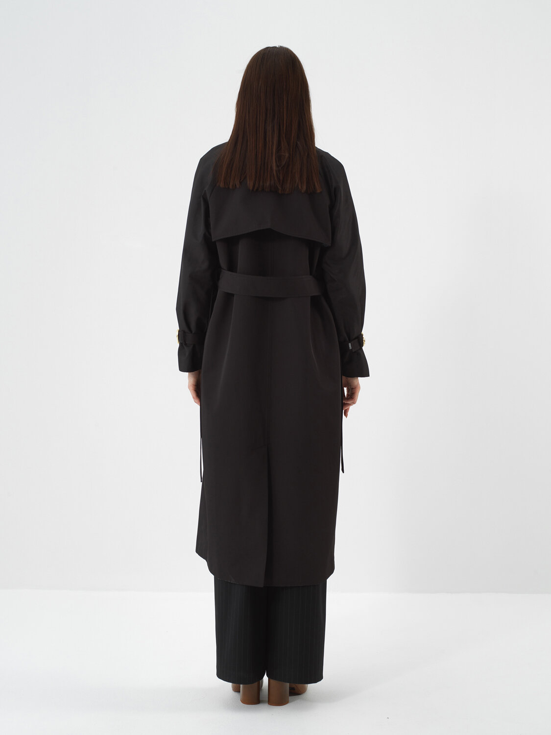 Black Regular Fit Trench Coat That Maintains Its Form - Xint