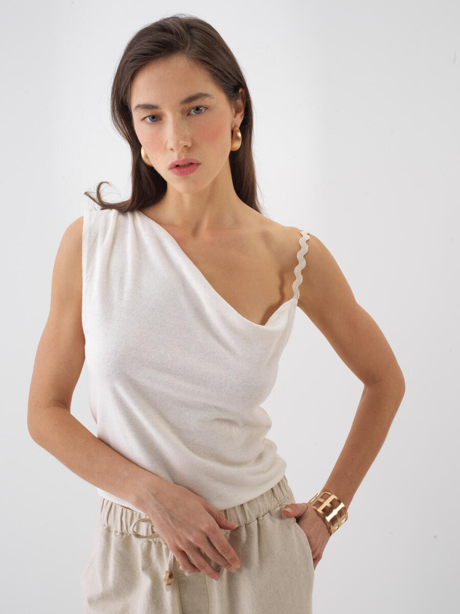 Natural Slim Fit Linen Blouse - 1