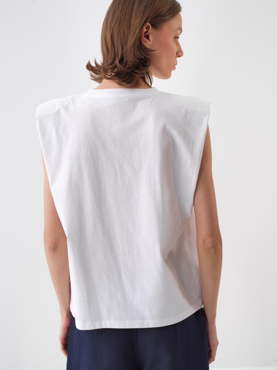 White Regular Fit Cotton Blouse - 4