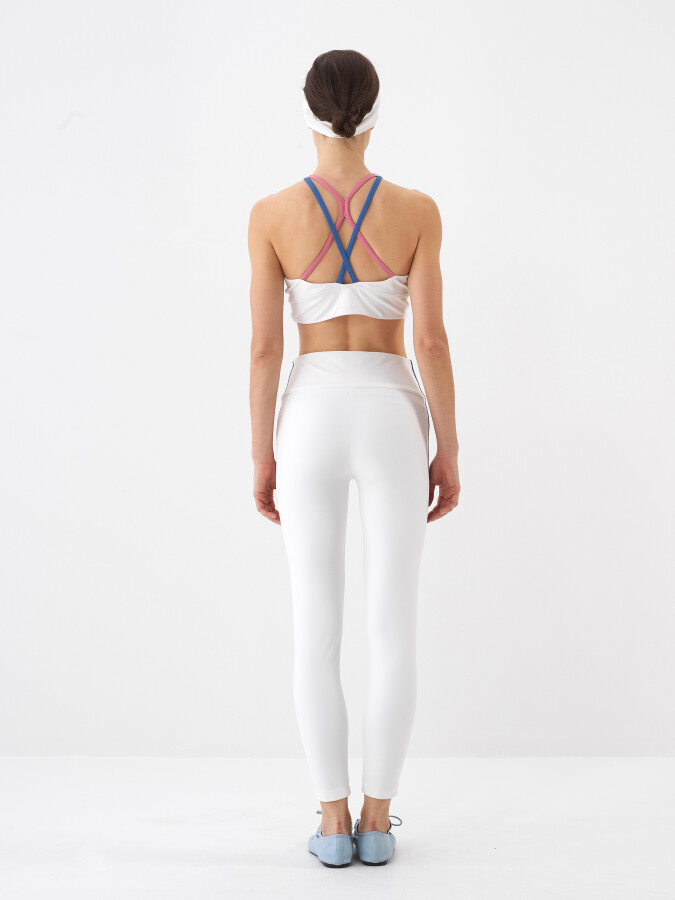 White Slim Fit Crop - Xint