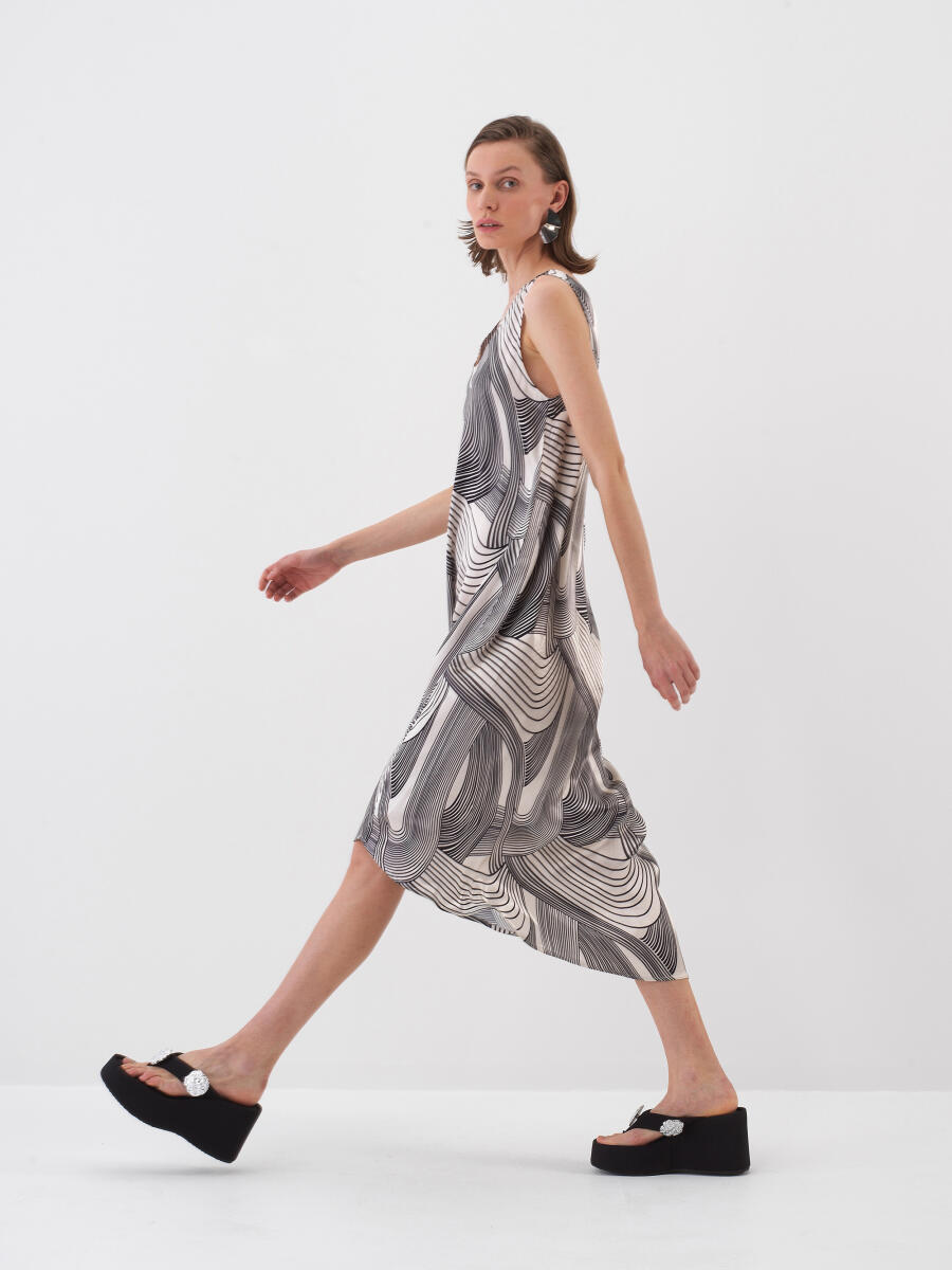 Black Regular Fit Dress - 3