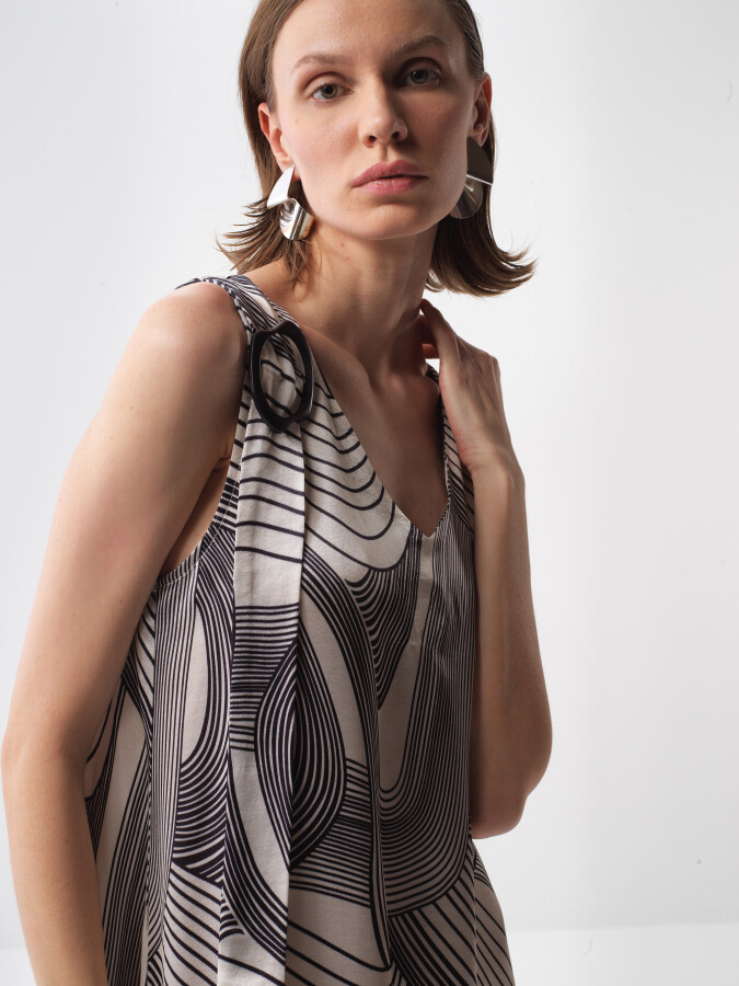 Black Regular Fit Dress - 2