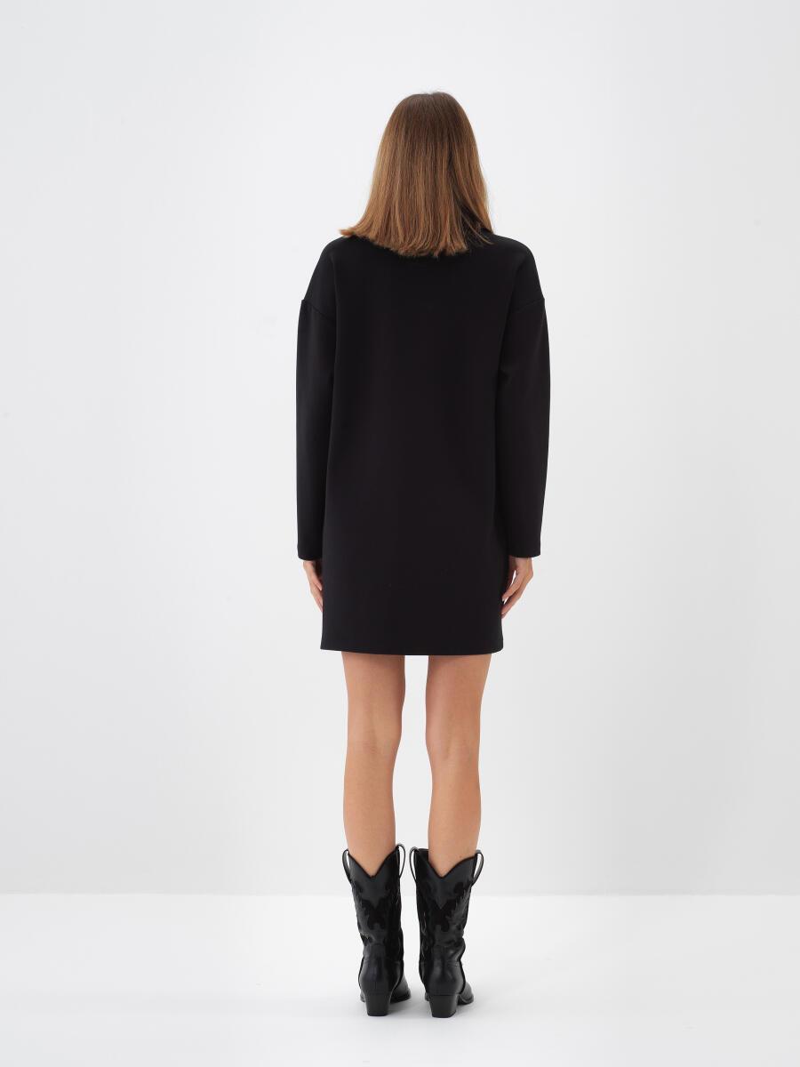 Oversized Plain Dress - 4