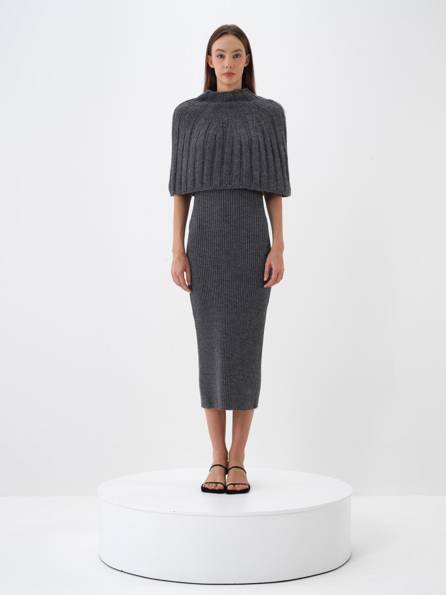 Wool Plain Dress - 1