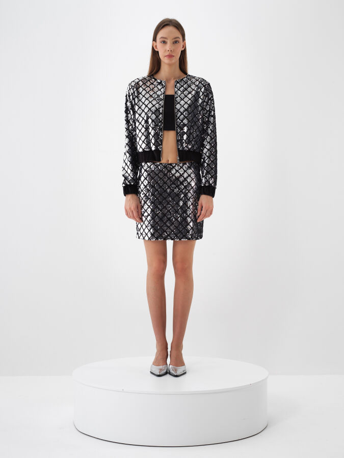 Shiny Patterned Coat - Xint