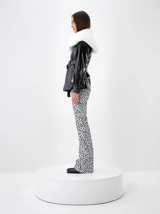 Plain Plush Poncho - Xint