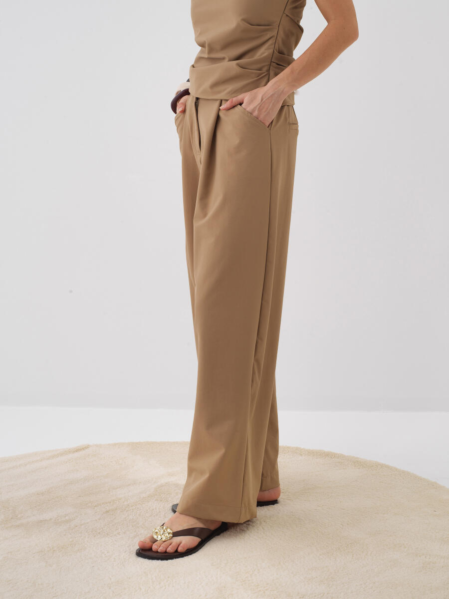 Camel Oversize Trousers - 1