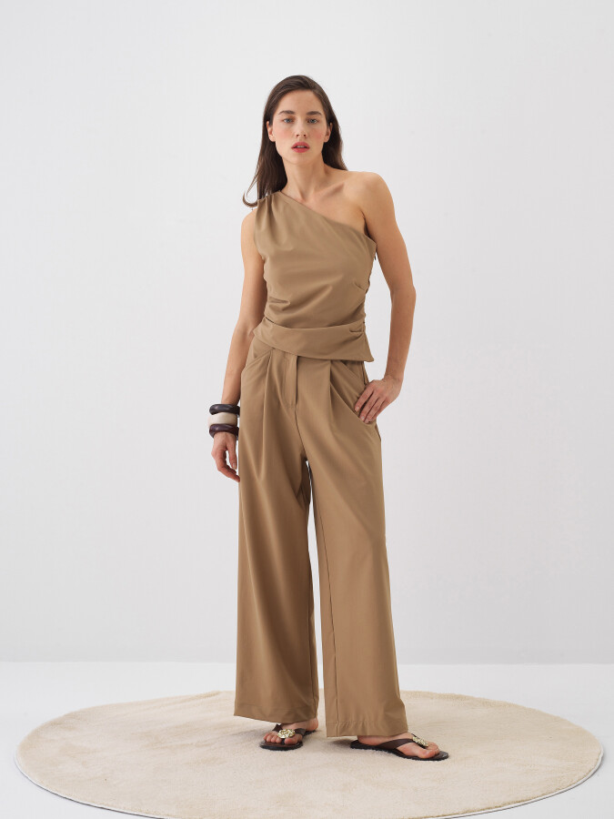 Camel Oversize Trousers - 5