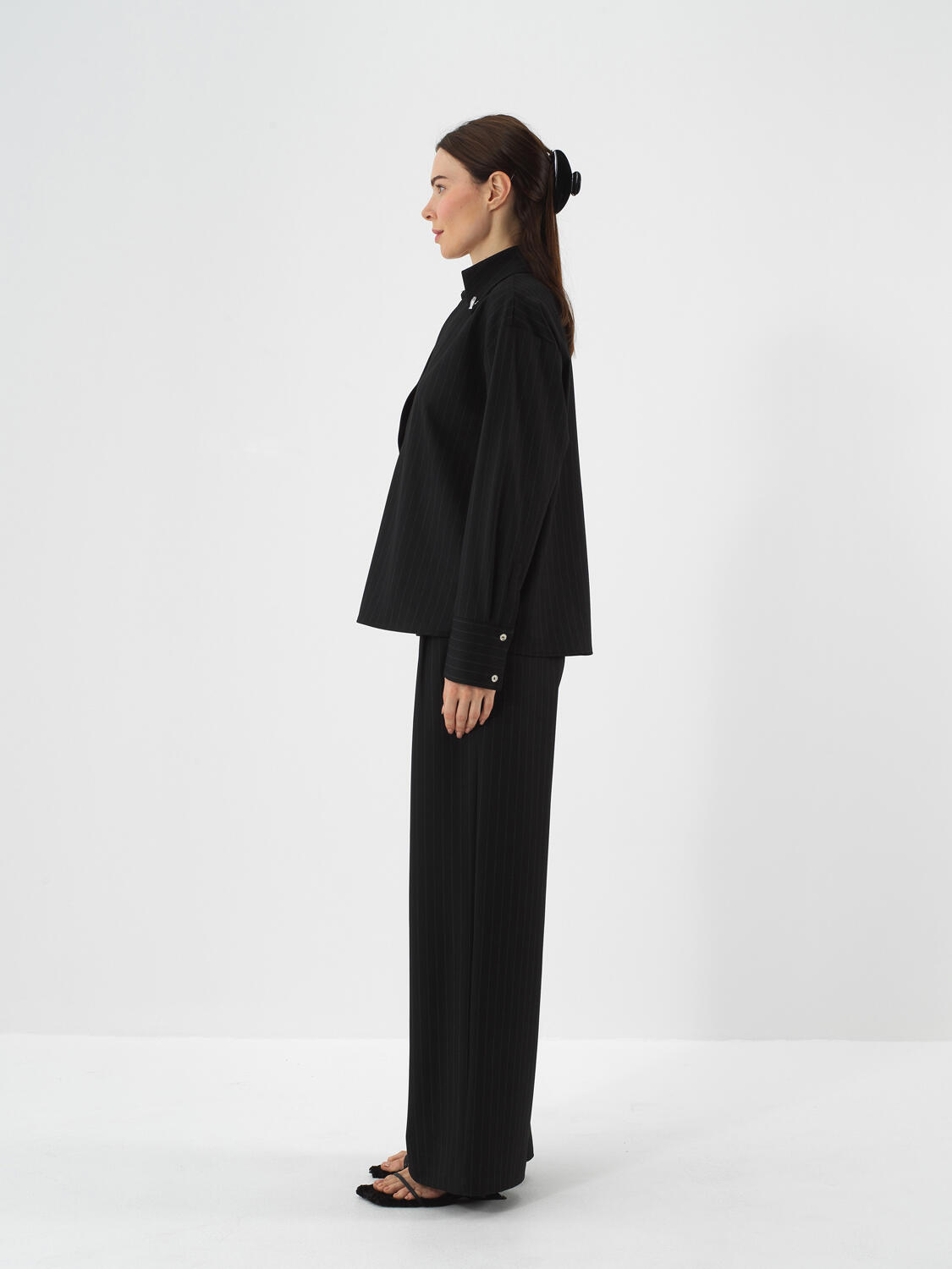 Black Flexible Textured Oversize Trousers - 3