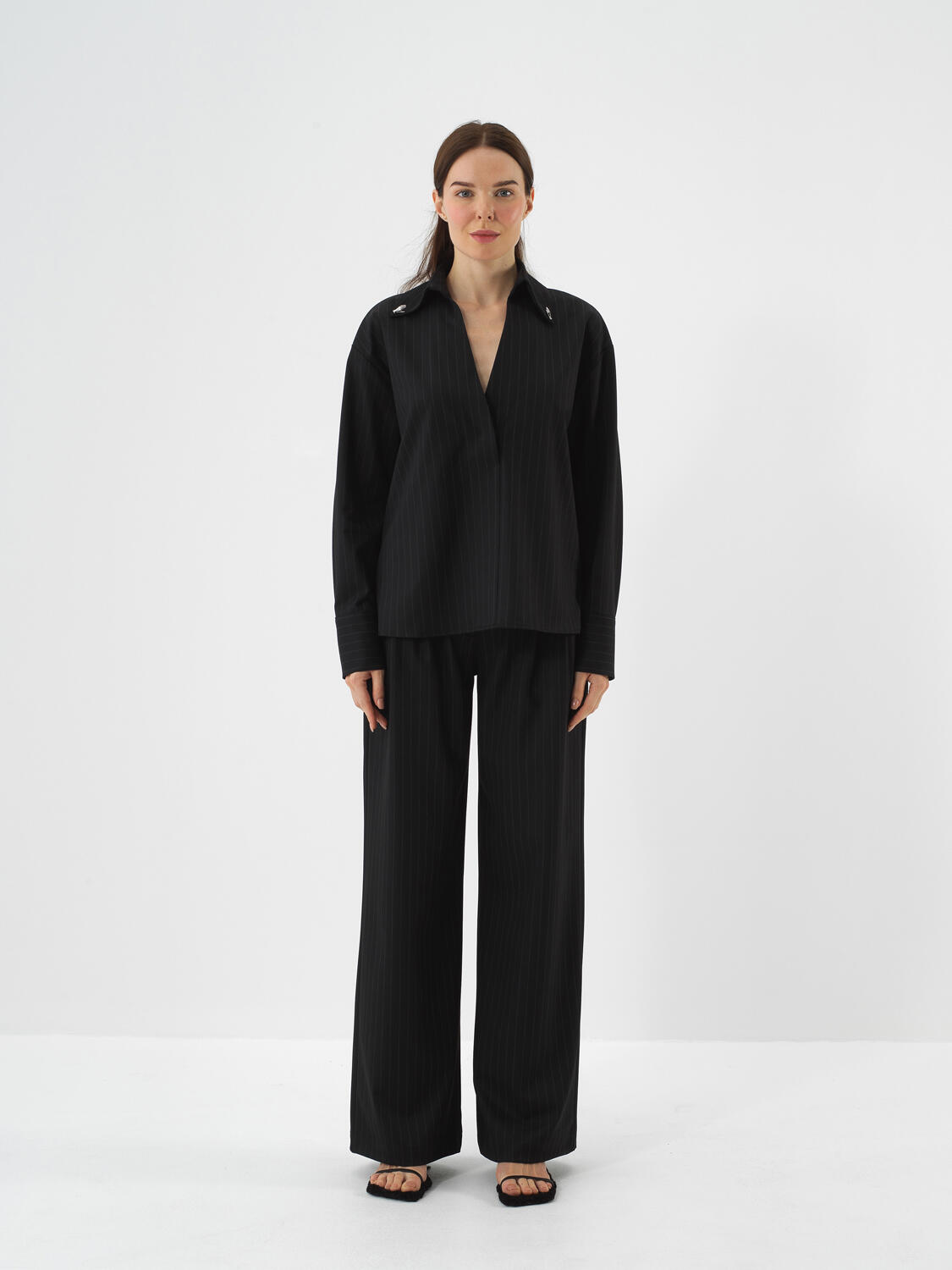 Black Flexible Textured Oversize Trousers - 2