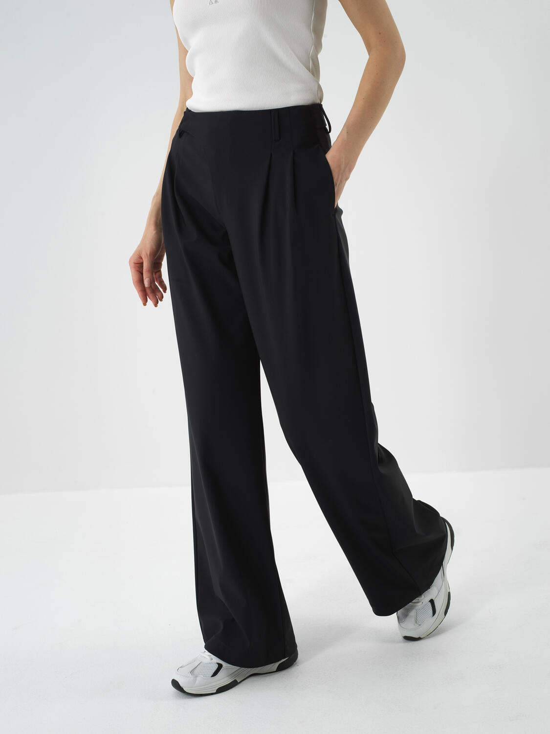 Black Flexible Textured Oversize Trousers