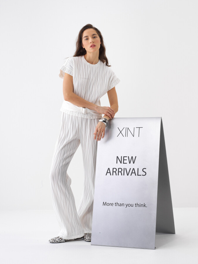 White Regular Fit Trousers - 5