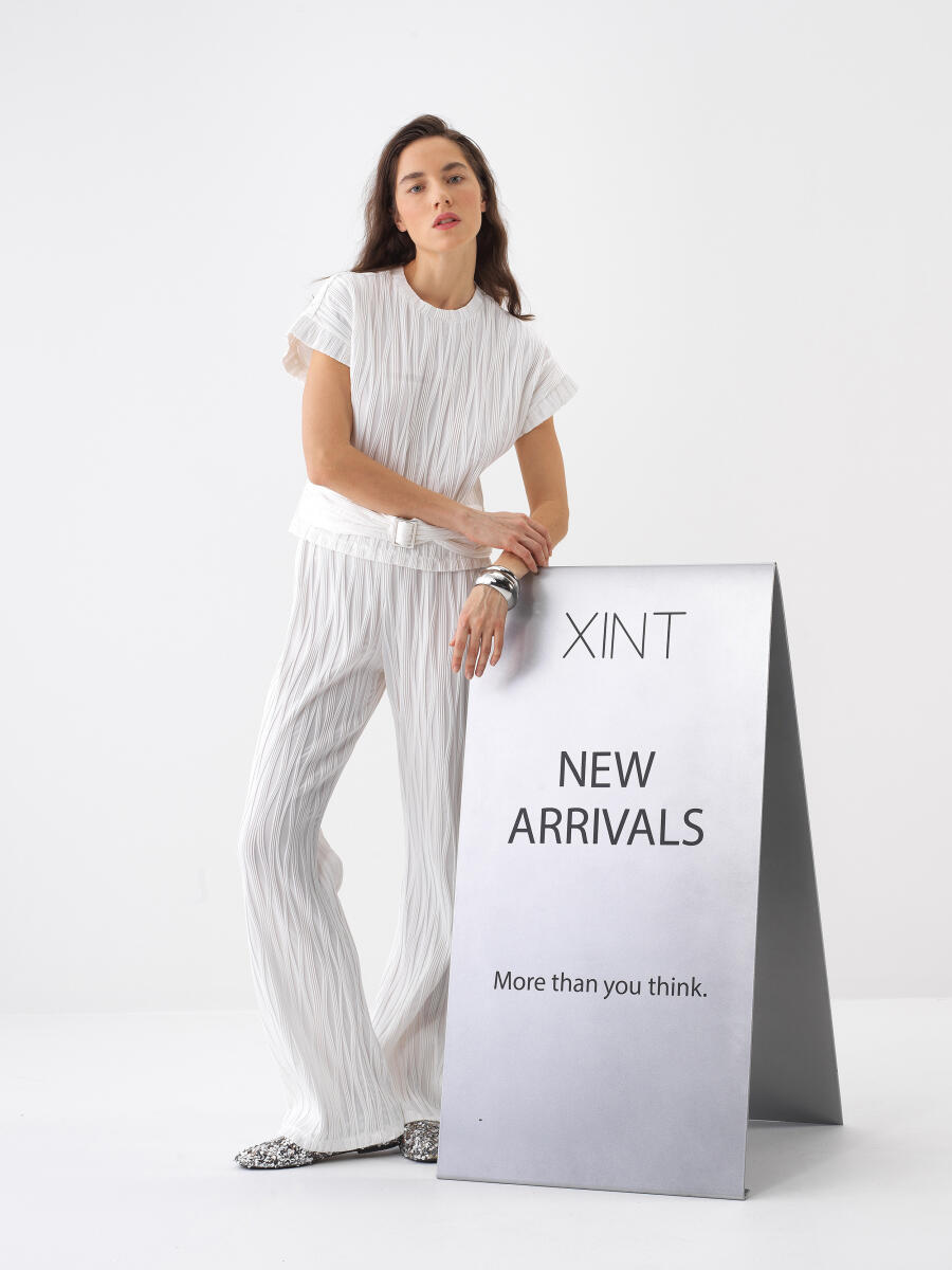 White Regular Fit Trousers - 5