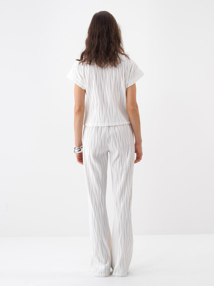 White Regular Fit Trousers - 3