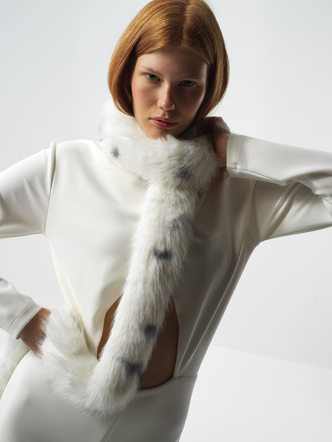 Ecru Standard Fit Scarf That Maintains Its Form - Xint