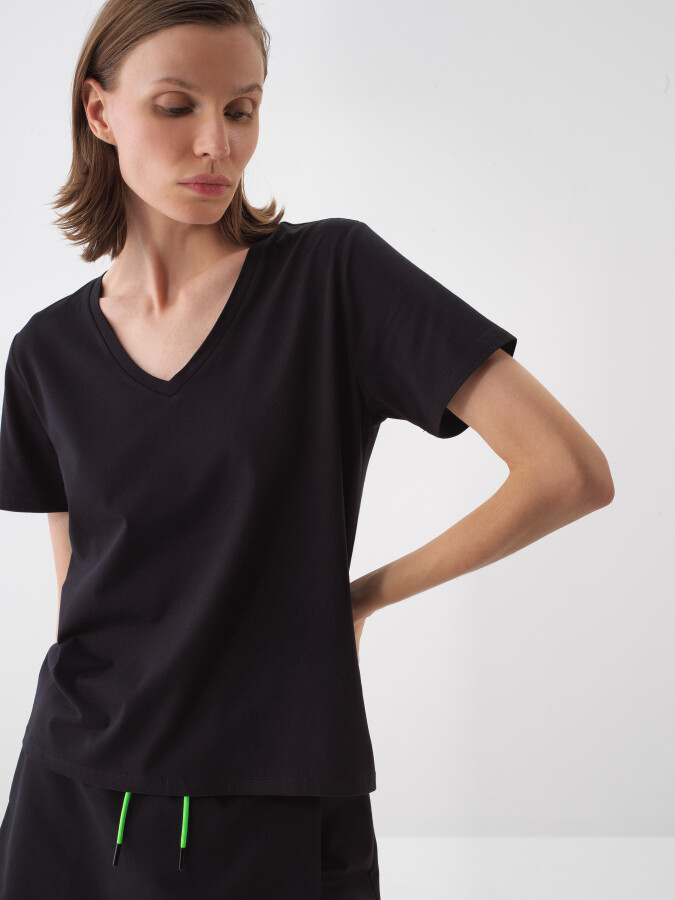 Black Regular Fit Cotton T-Shirt 