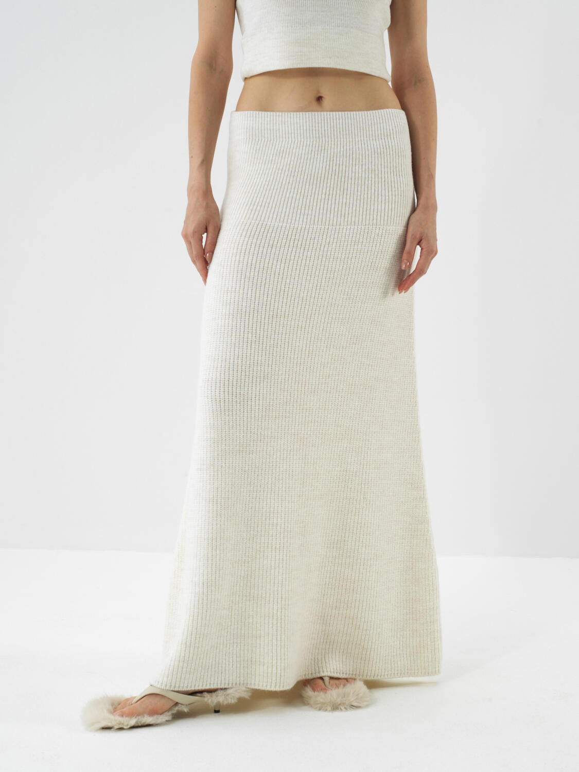 Ecru Natural Wool Textured Oversize Skirt