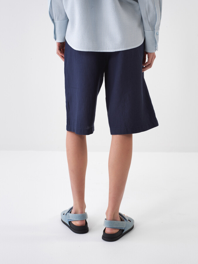 Navy Blue Oversize Linen Shorts - 3