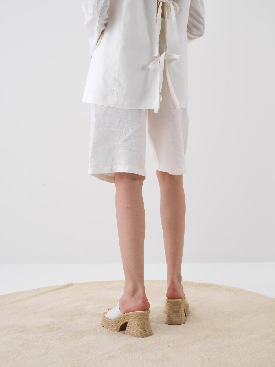 White Oversize Linen Shorts - 3