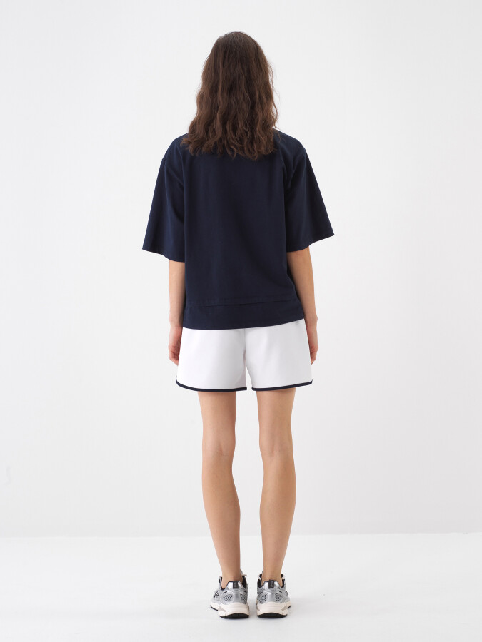 White Regular Fit Cotton Shorts - 4