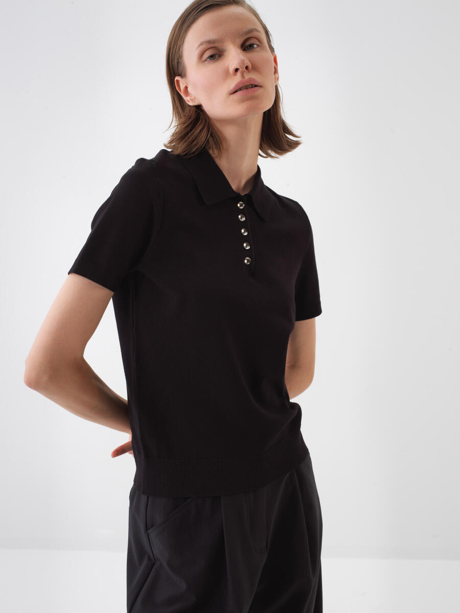 Black Regular Fit Sweater - 1