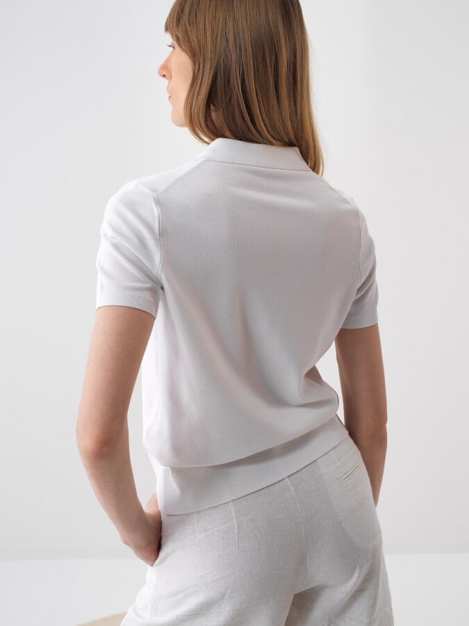 White Regular Fit Sweater - 3