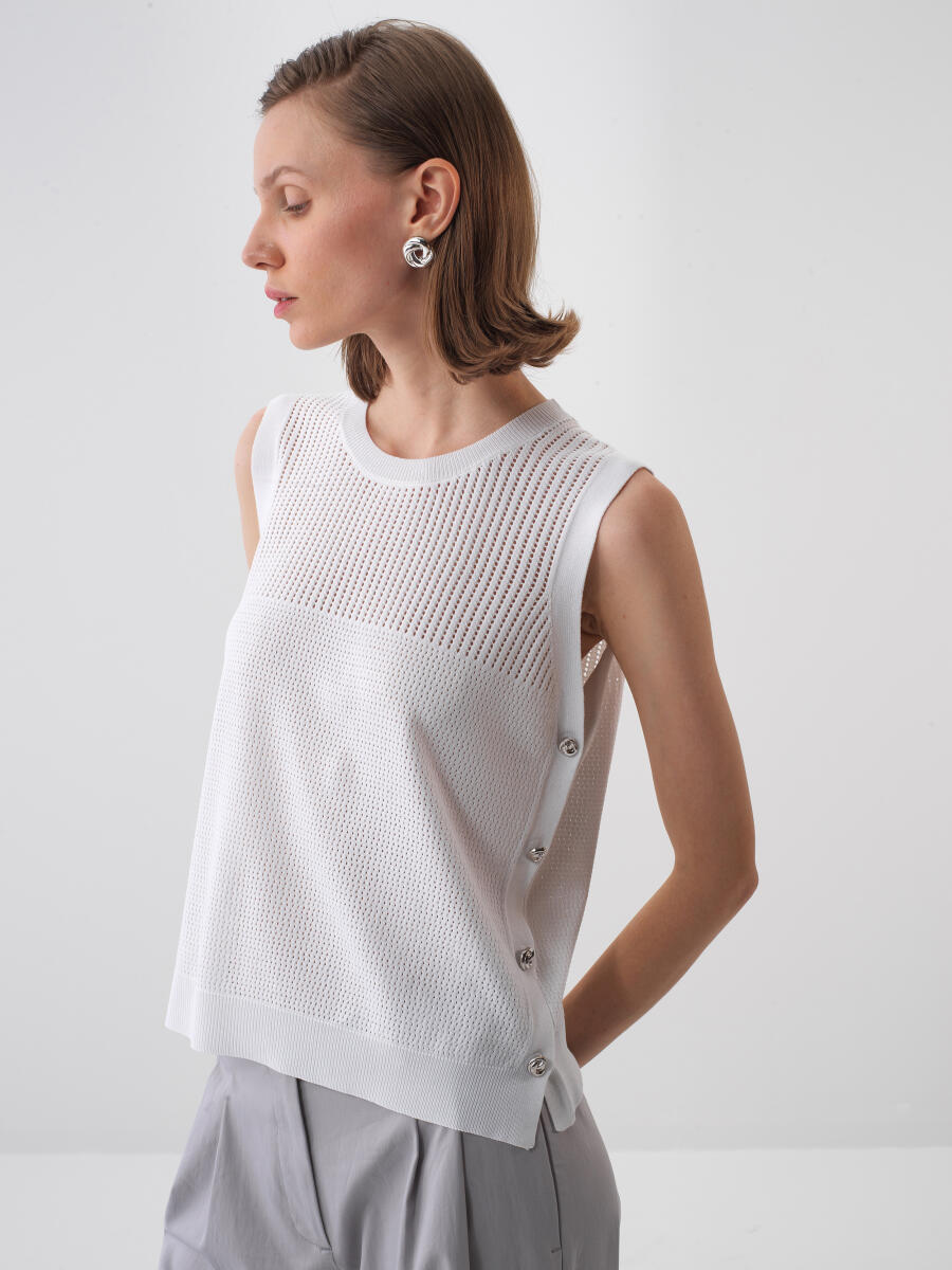 White Regular Fit Sweater - 1