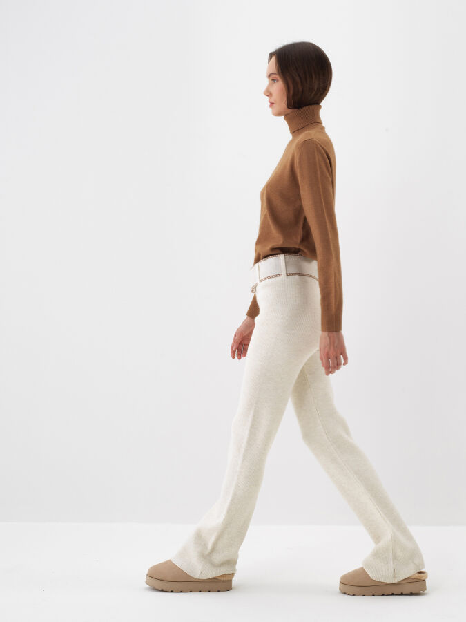 Wool Basic Turtleneck Sweater - Xint