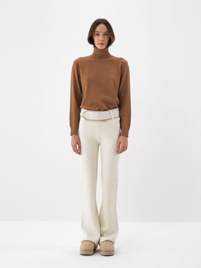 Wool Basic Turtleneck Sweater - Xint