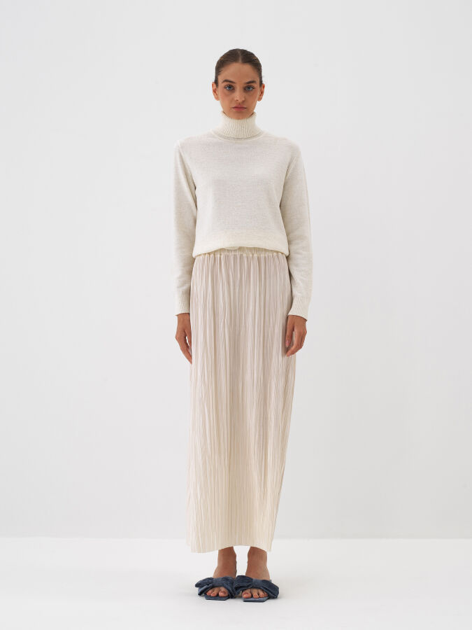 Wool Basic Turtleneck Sweater - Xint