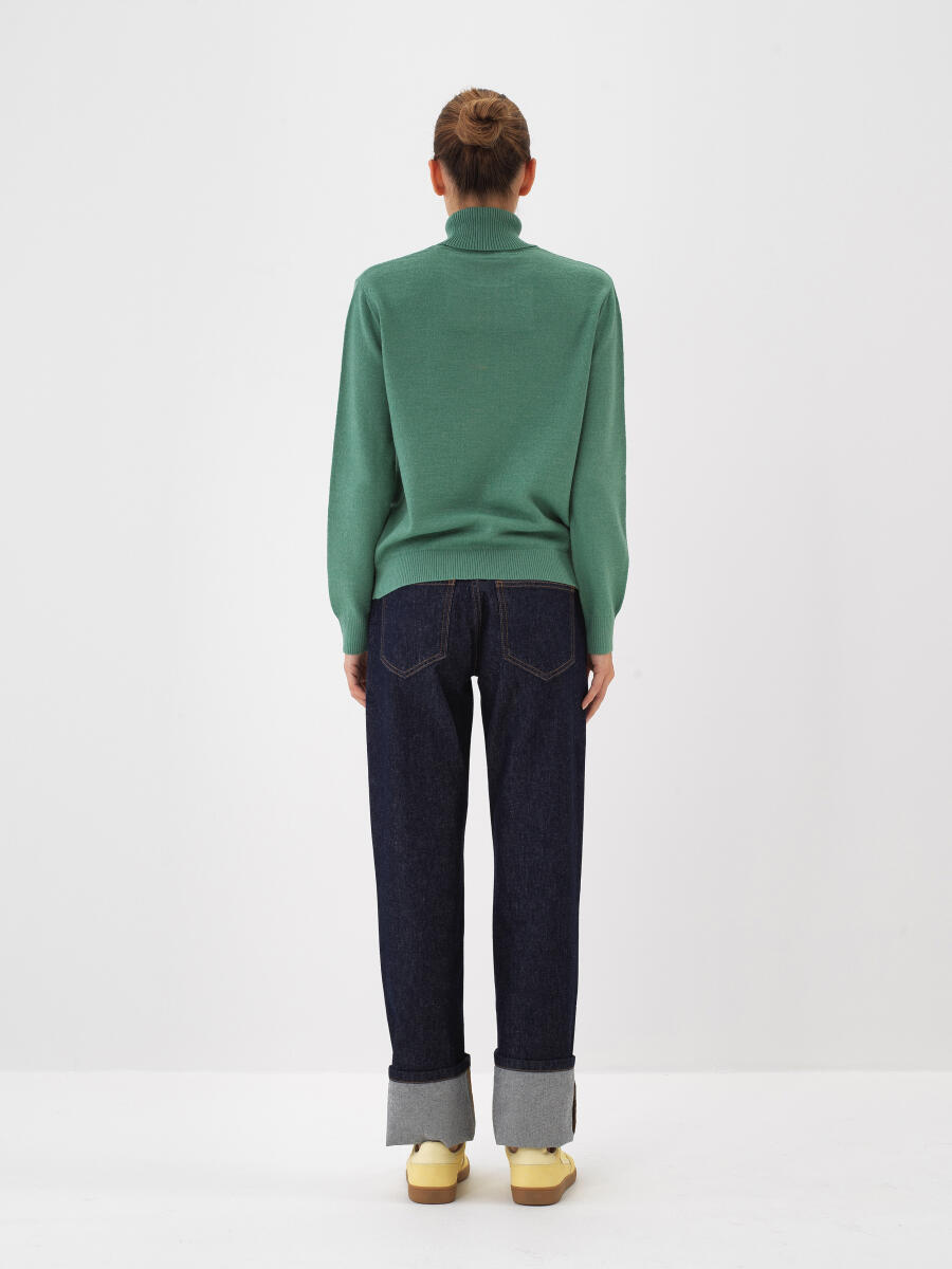 Wool Basic Turtleneck Sweater - 5