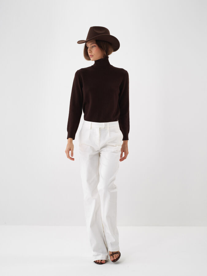 Wool Basic Turtleneck Sweater - Xint